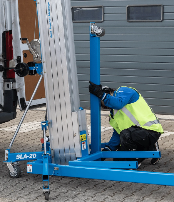 Genie Superlift Advantage SLA-20 Material Lift Winch Stacker