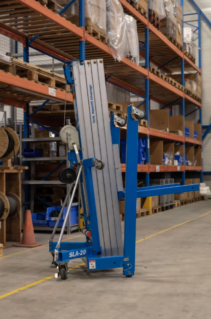 Genie Superlift Advantage SLA-15 Material Lift Winch Stacker - Straddle Base