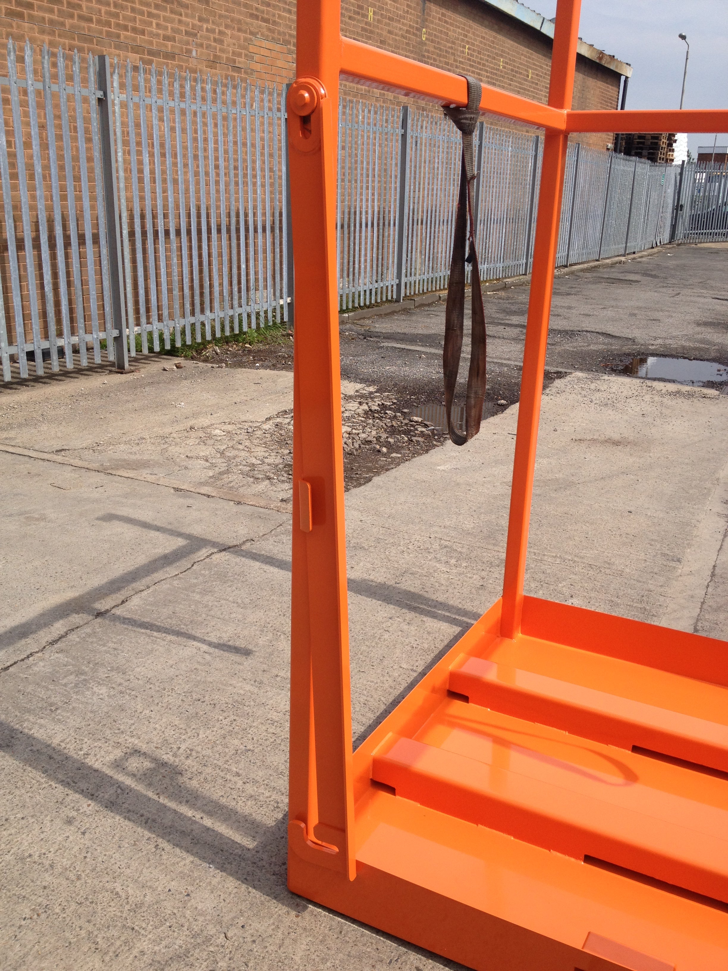 Portable Toilet Lifting Frame