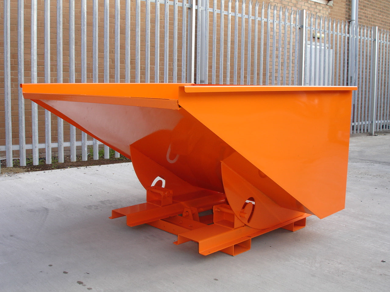 Forklift Tipping Skip ICUS