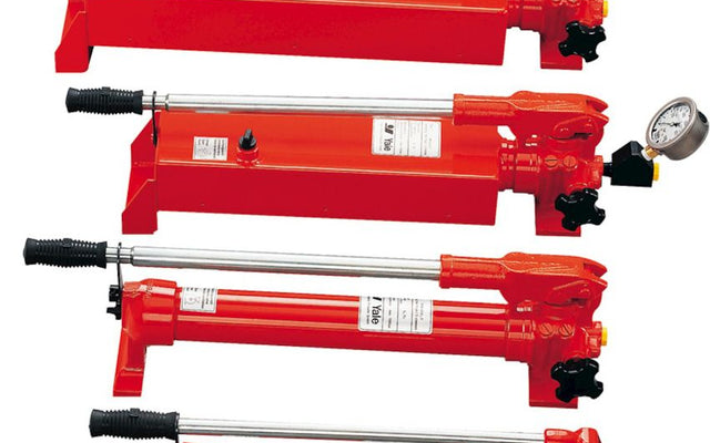 HOW DO HYDRAULIC CYLINDERS WORK?