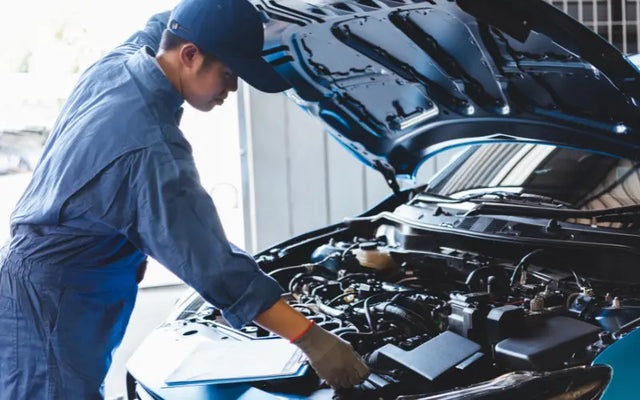 ENGINE CRANE SAFETY: BEST PRACTICES FOR LIFTING ENGINES IN A WORKSHOP LES - Lifting Equipment Store®