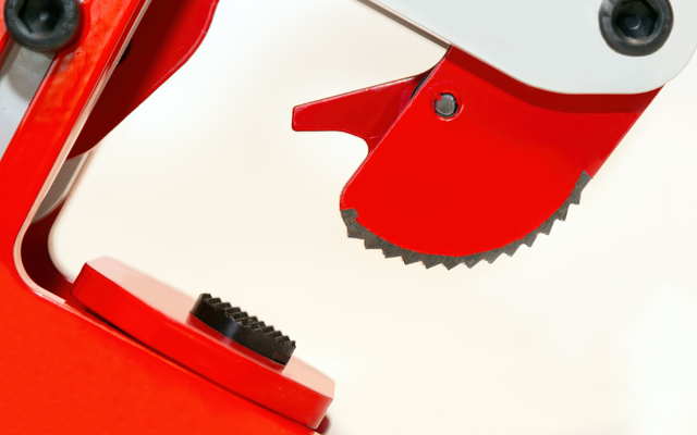 SPECIALIST LIFTING CLAMPS: BEAM, DRUM & APPLICATION-SPECIFIC SOLUTIONS