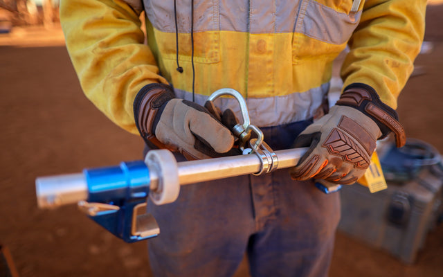 HOW TO USE LIFTING EQUIPMENT SAFELY IN AN INDUSTRIAL SETTING