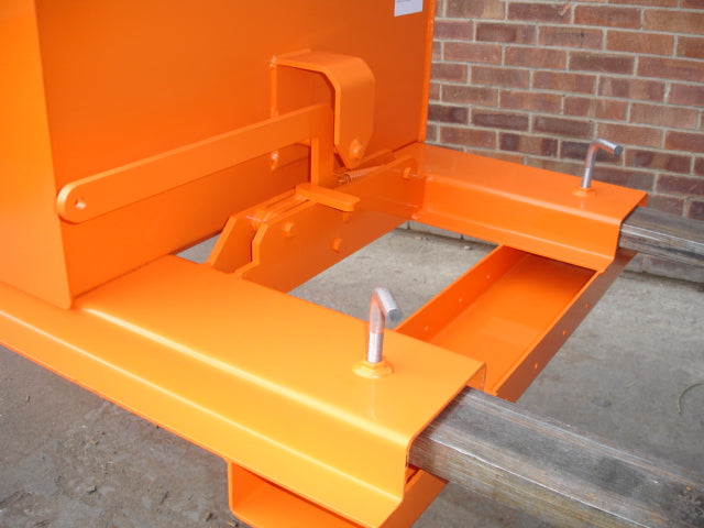 Low Height Forklift Tipping Skip ILUS Invicta Attachments 